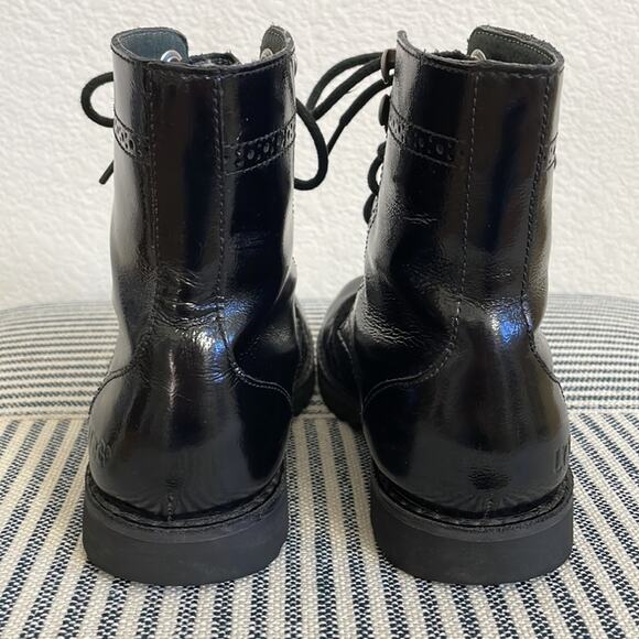 UGG Little Girls Black Patent Leather and Suede Chadwick Lace-Up Wingtip Boots - Picture 5 of 13